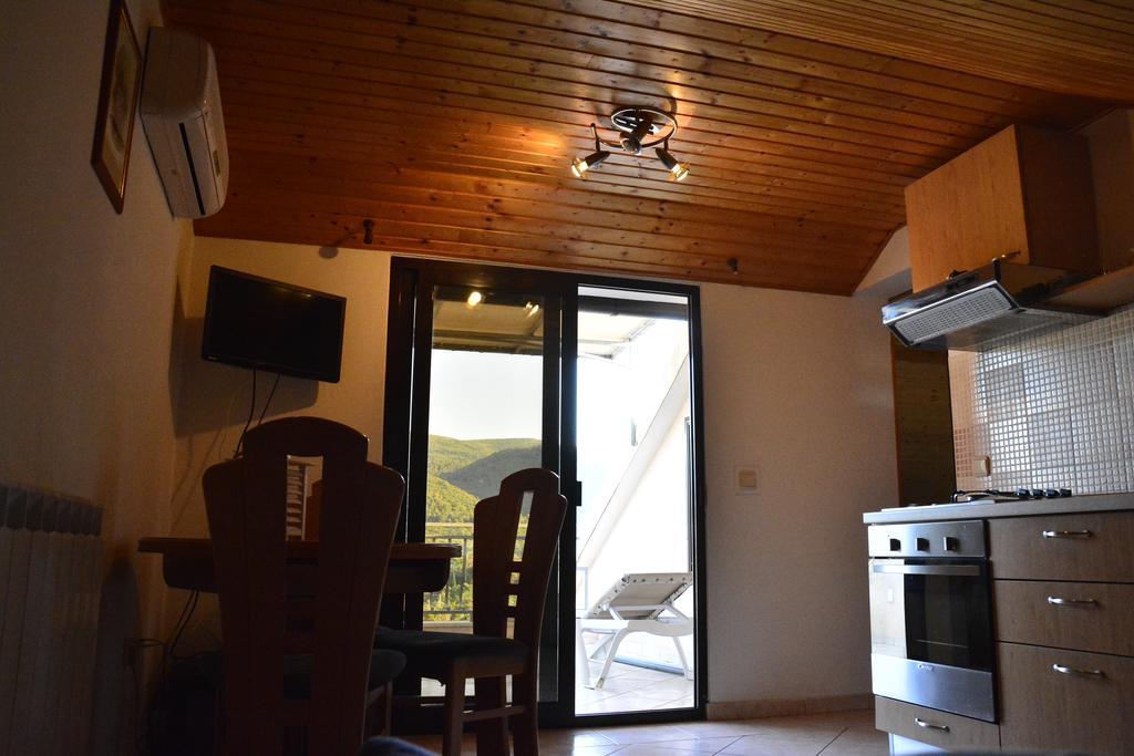 Apartments Bakuk Stari Grad  Buitenkant foto