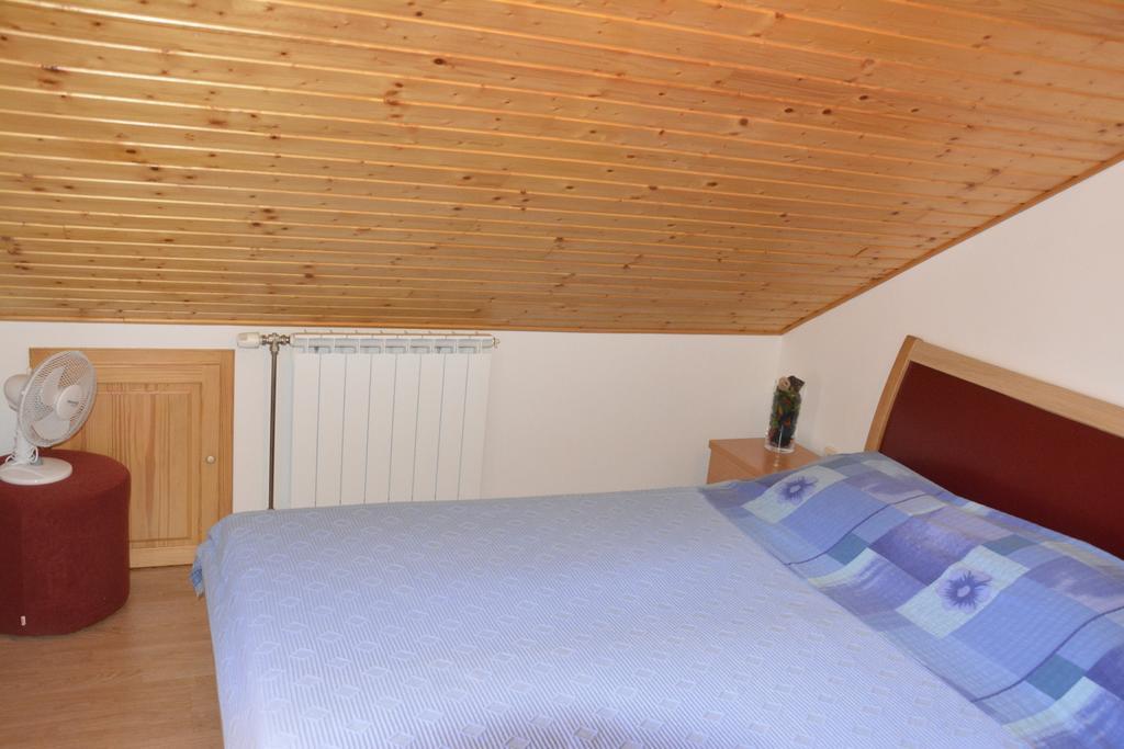 Apartments Bakuk Stari Grad  Buitenkant foto